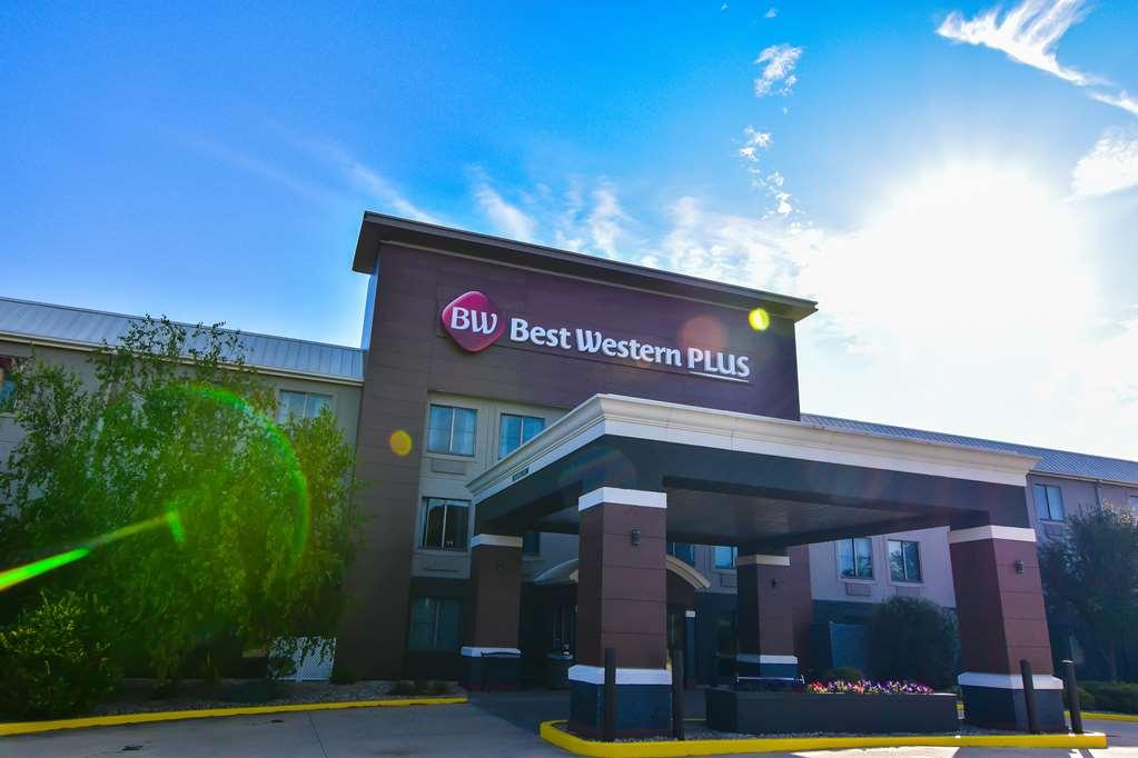 Best Western Plus Lafayette Hotel University Area Exterior photo