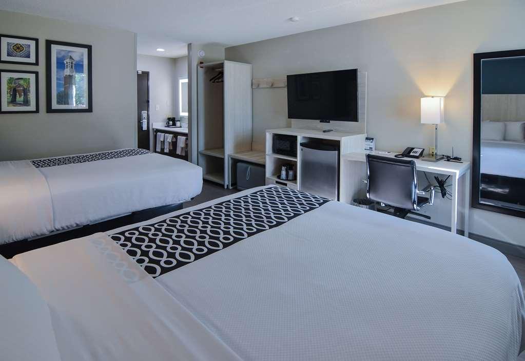 Best Western Plus Lafayette Hotel University Area Room photo
